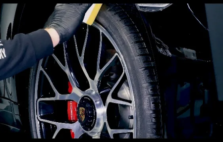 פוליש לצמיגים 5 ליטר / Tire Shine